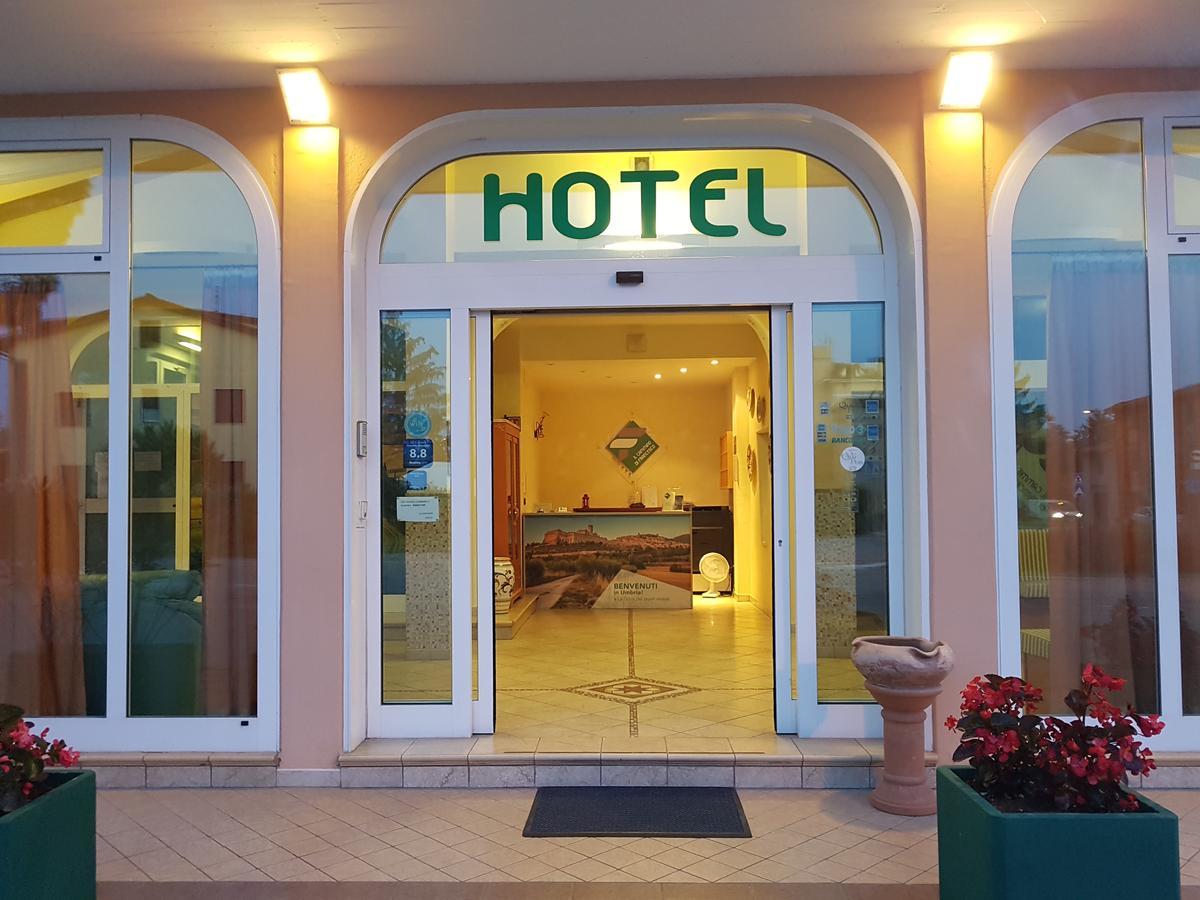 Hotel Il Cammino Di Francesco Bastia Umbra Esterno foto